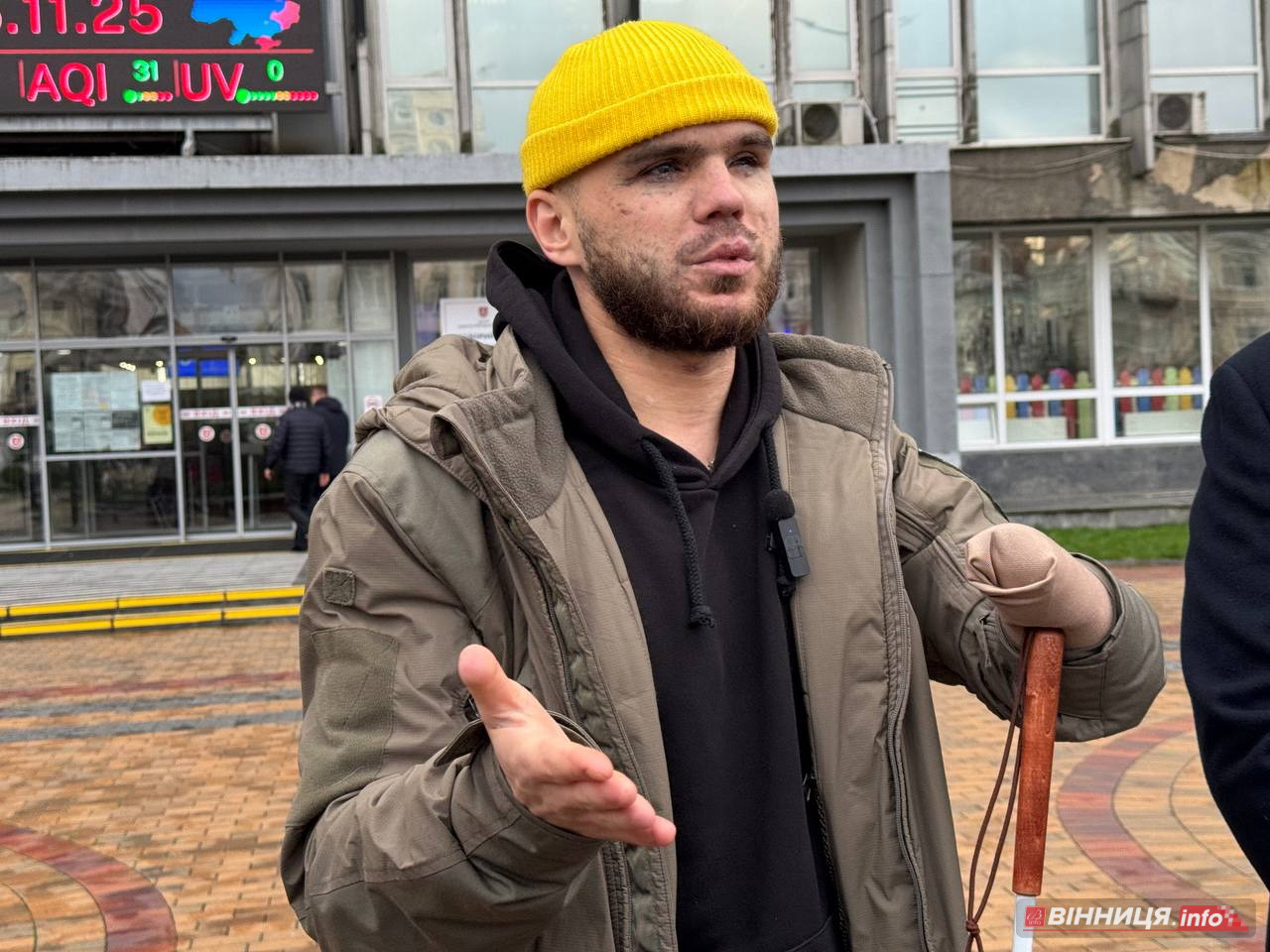 У Вінниці ветеран перевірив безбар’єрність маршруту в місті - фото 7