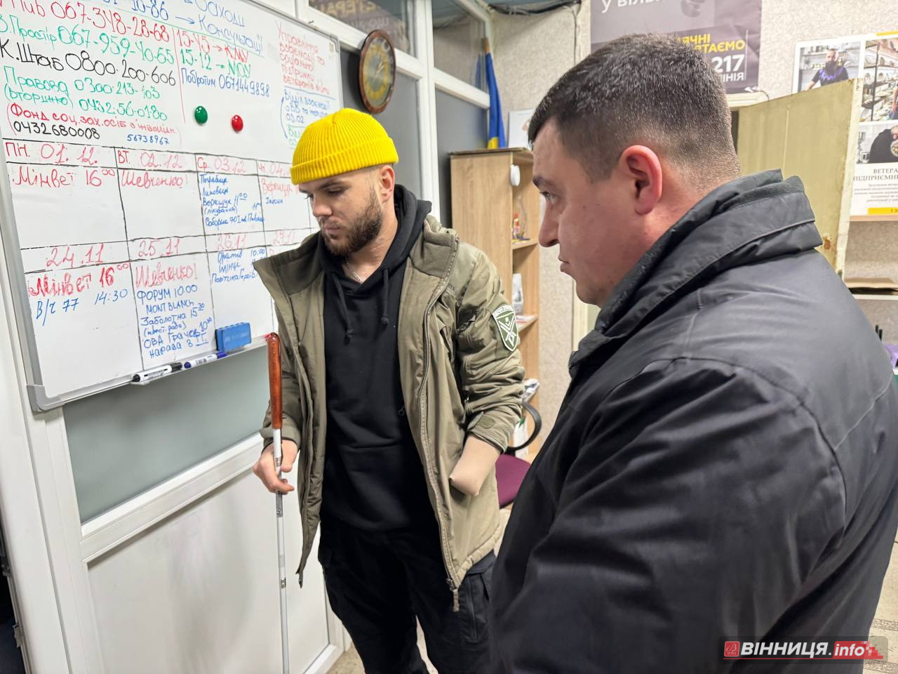 У Вінниці ветеран перевірив безбар’єрність маршруту в місті - фото 17