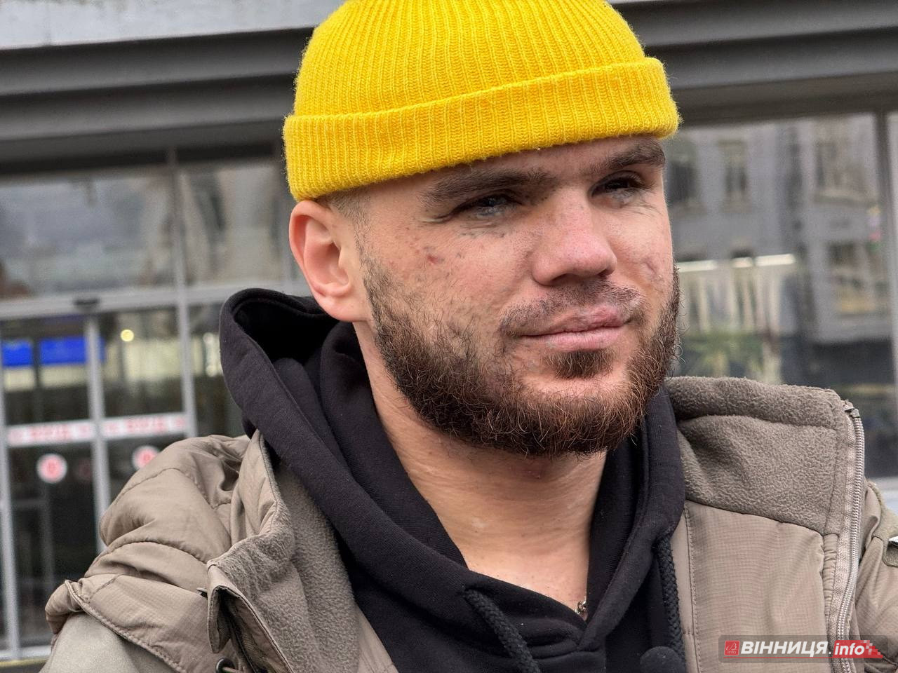 У Вінниці ветеран перевірив безбар’єрність маршруту в місті - фото 5