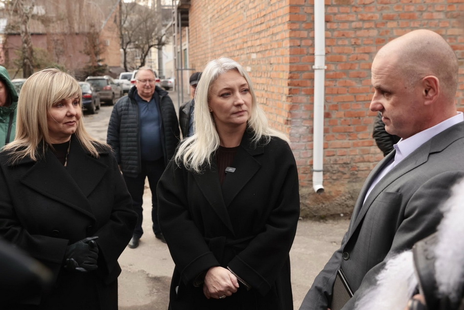 На Вінниччині відремонтували медзаклад, що постраждав від обстрілів - фото 3