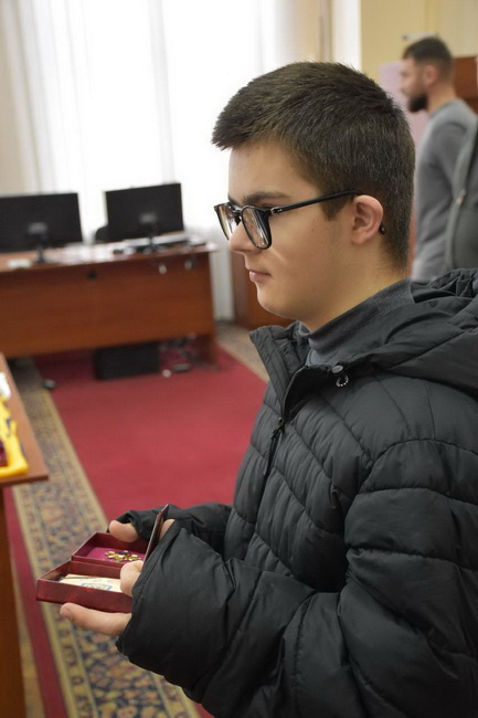 У Вінницькому районі передали нагороди родинам 18 загиблих героїв - фото 9