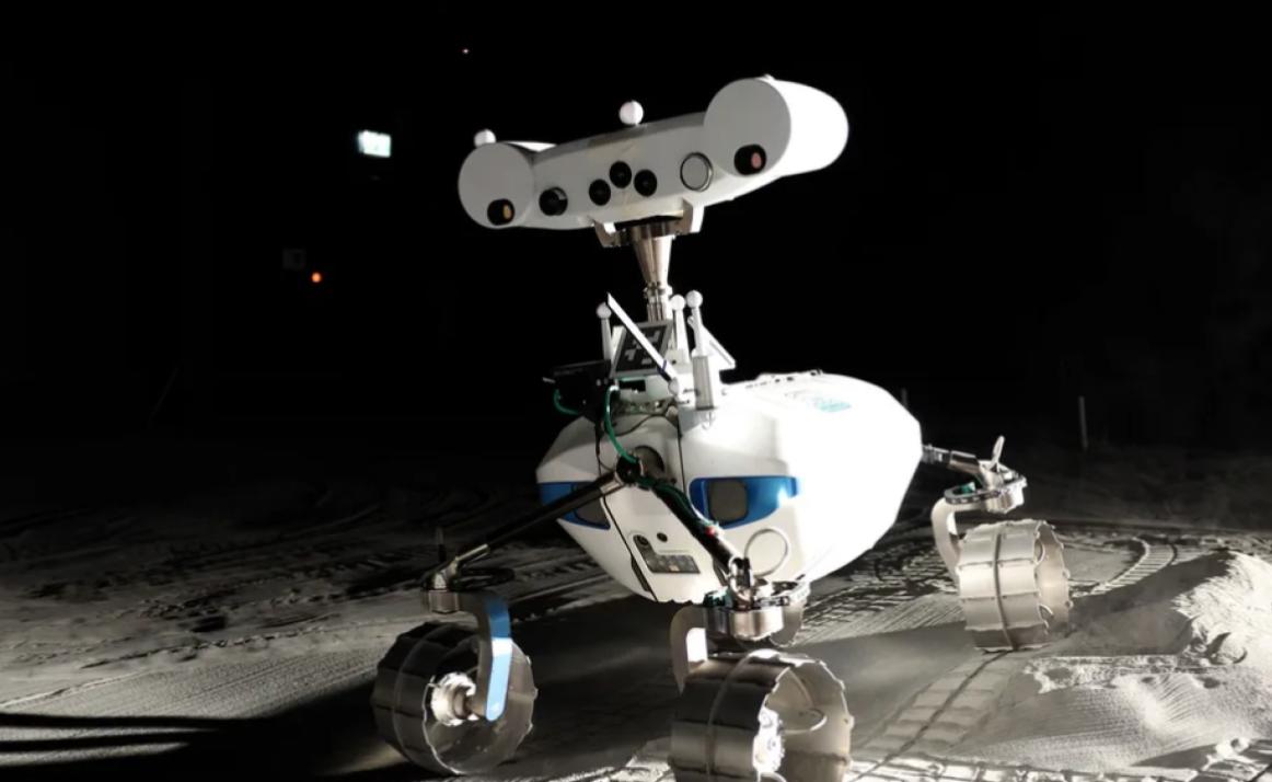 Представили місячний ровер, схожий на ВОЛЛ·І, героя мультфільму від Pixar