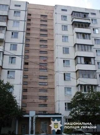 Столичний ріелтор продав квартиру померлого клієнта своїй дружині та отримав підозру