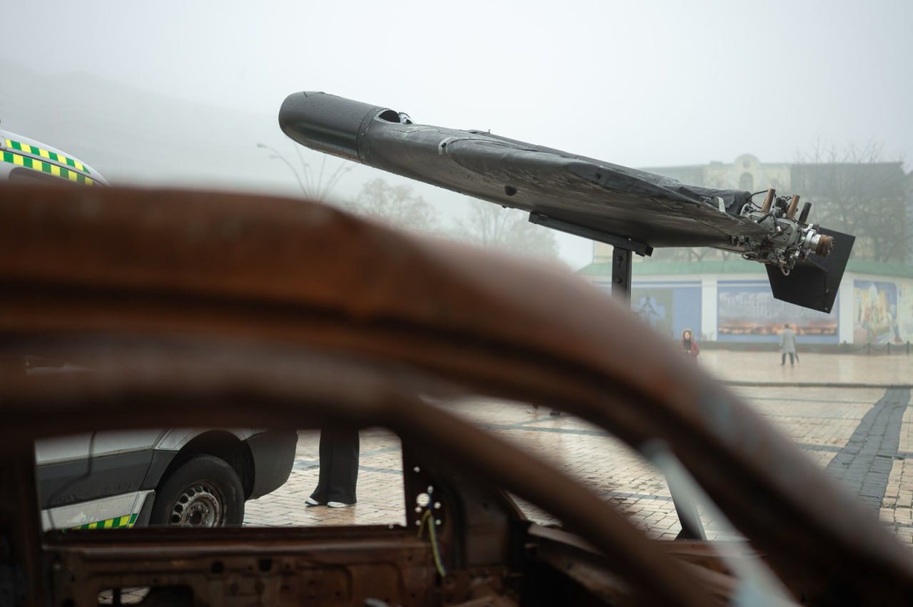 У центрі Києва встановили збитий «шахед» - фото 2