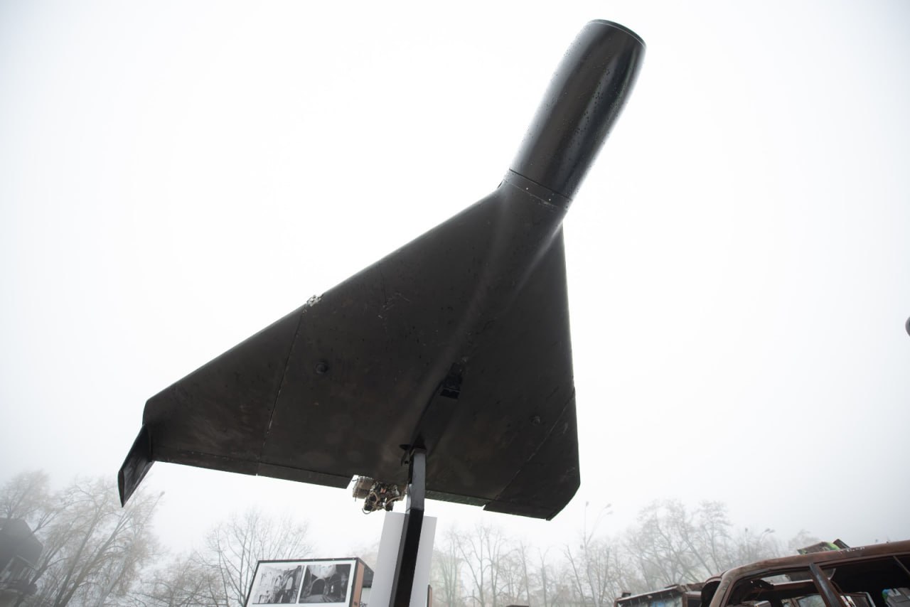 У центрі Києва встановили збитий «шахед» - фото 3