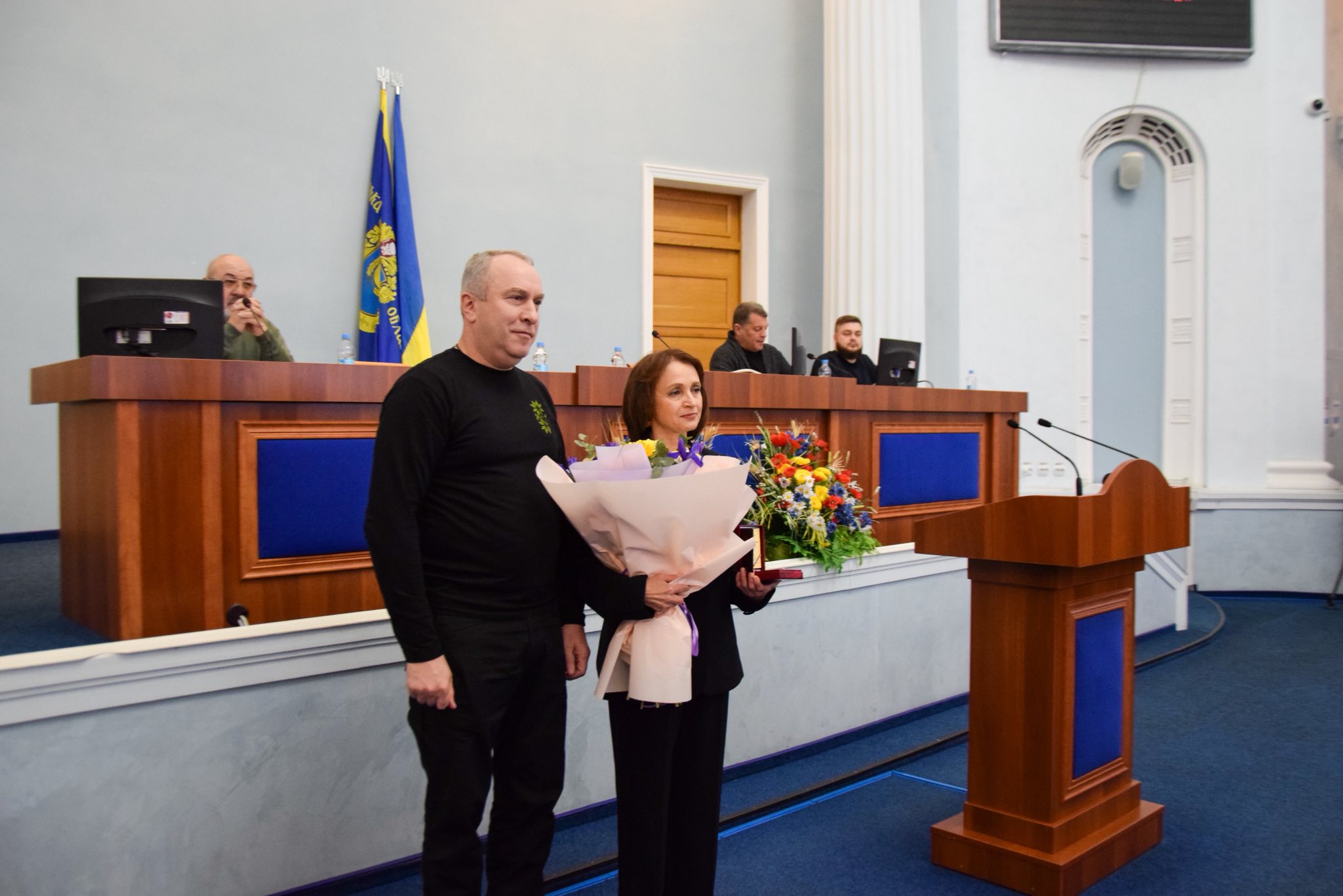 На Черкащині вручили державні та відомчі відзнаки під час сесії облради - фото 2