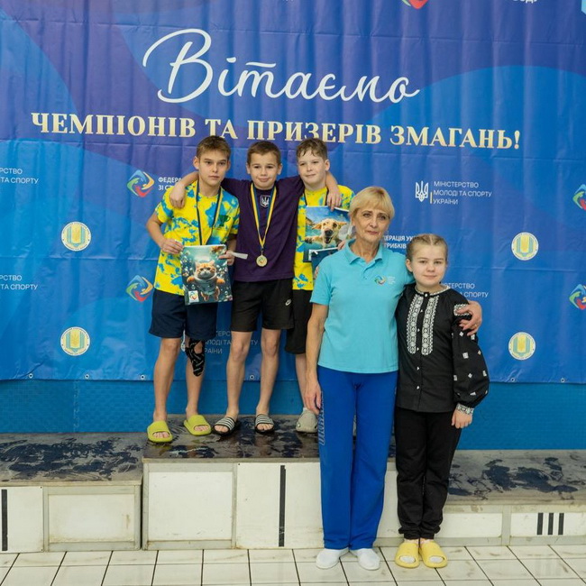 На чемпіонаті України зі стрибків у воду вінницькі спортсмени здобули «золото» - фото 4
