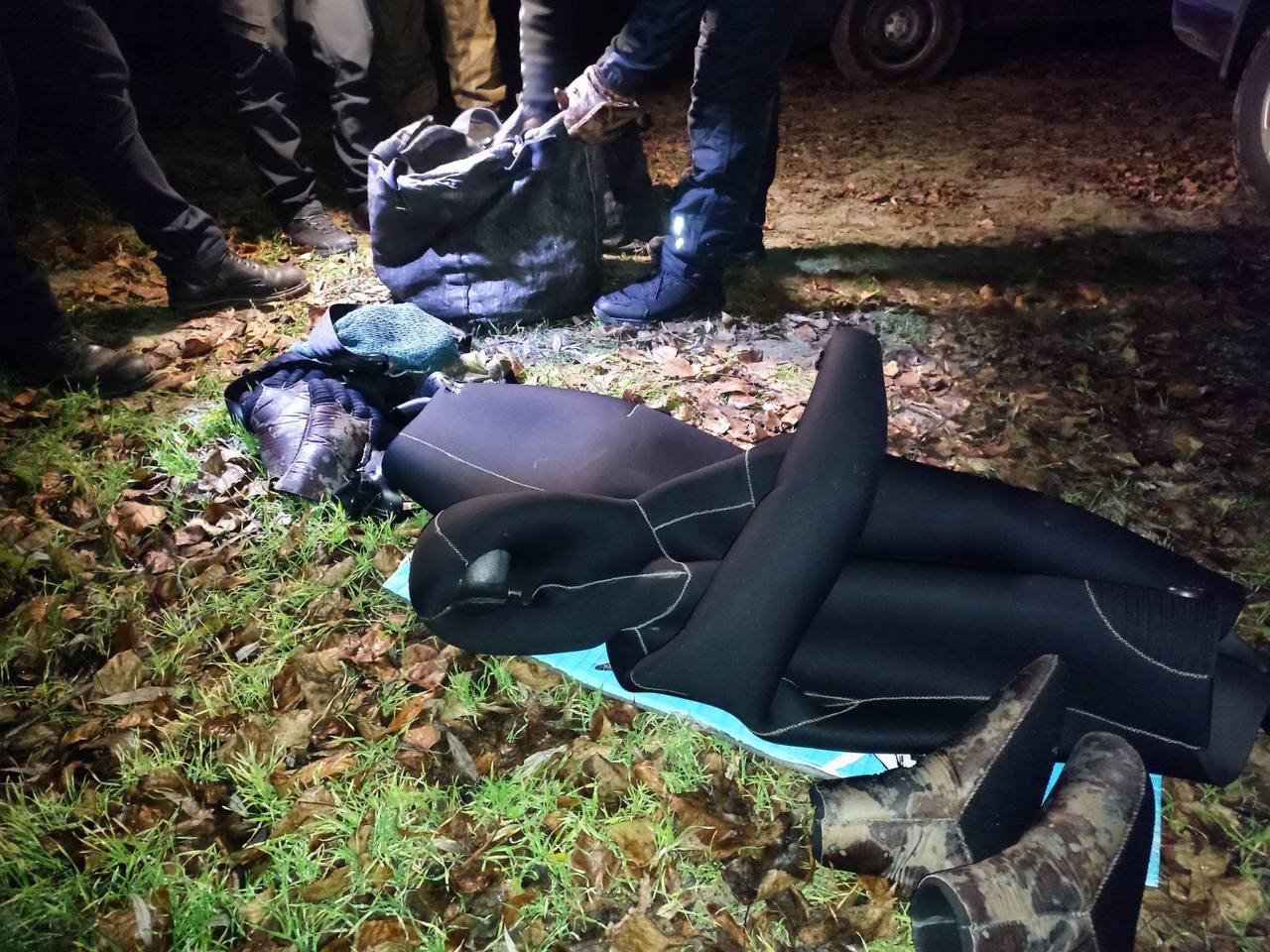 Черкаські рибоохоронці викрили незаконний вилов раків на двох водоймах - фото 2