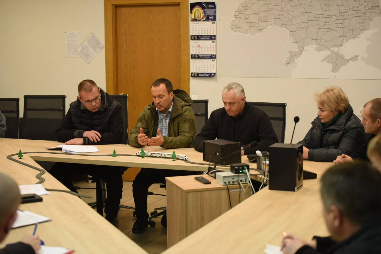 На залізничному вокзалі в Києві запускають евакуаційний (транзитний) центр