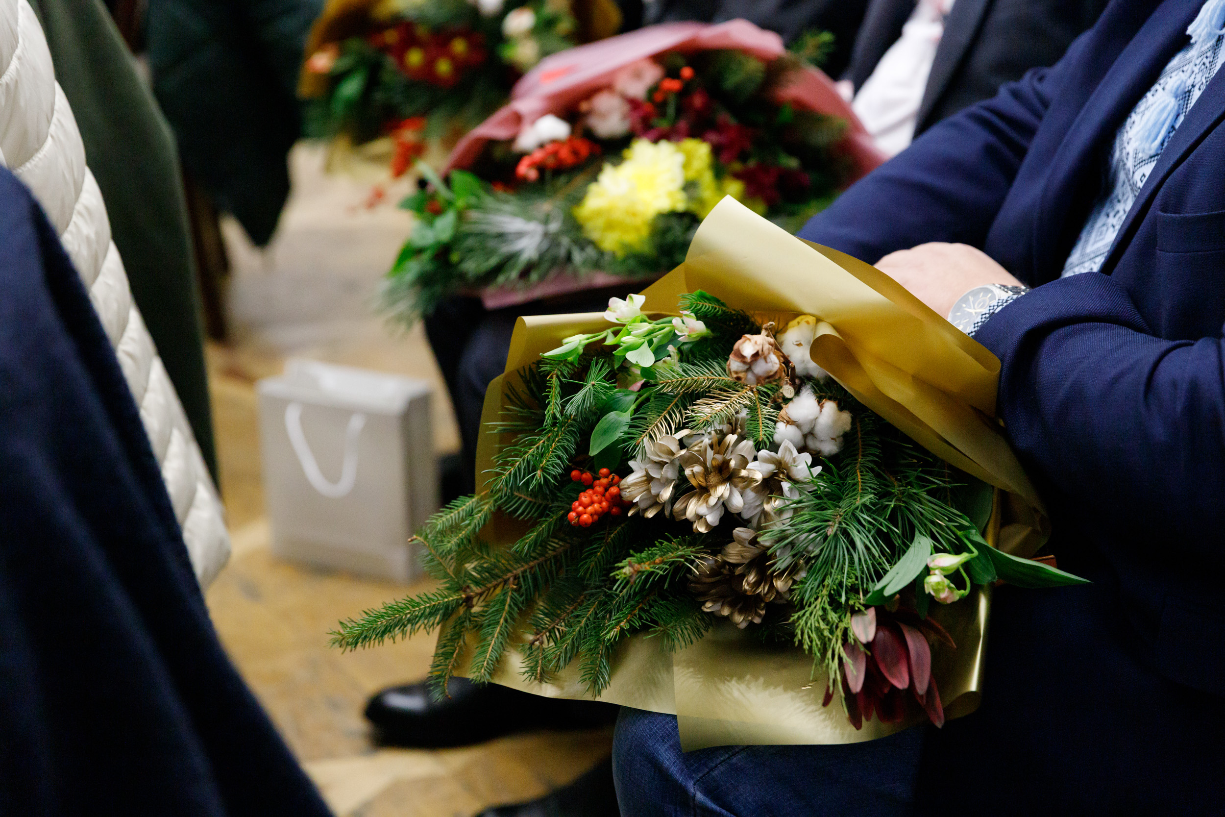 До Дня волонтера в Києві нагородили понад 80 активістів та благодійників - фото 2