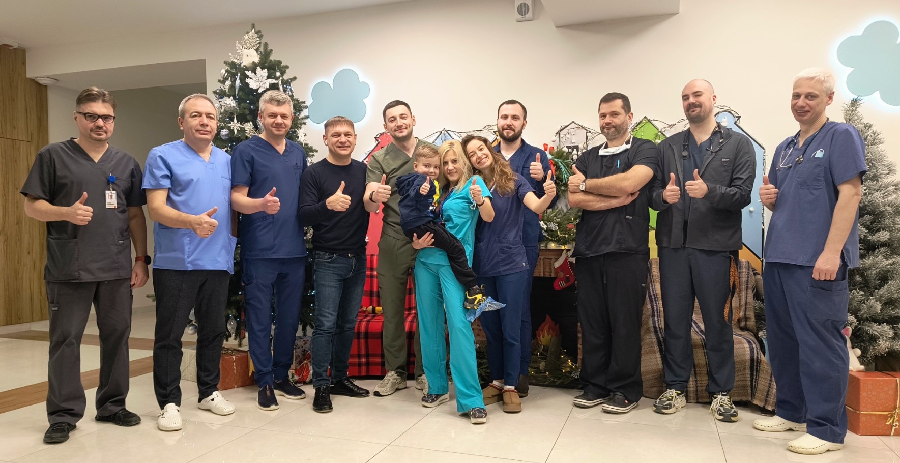 Нирка від тата, а печінка від мами: у Львові хлопчику провели подвійну родинну трансплантацію - фото 3