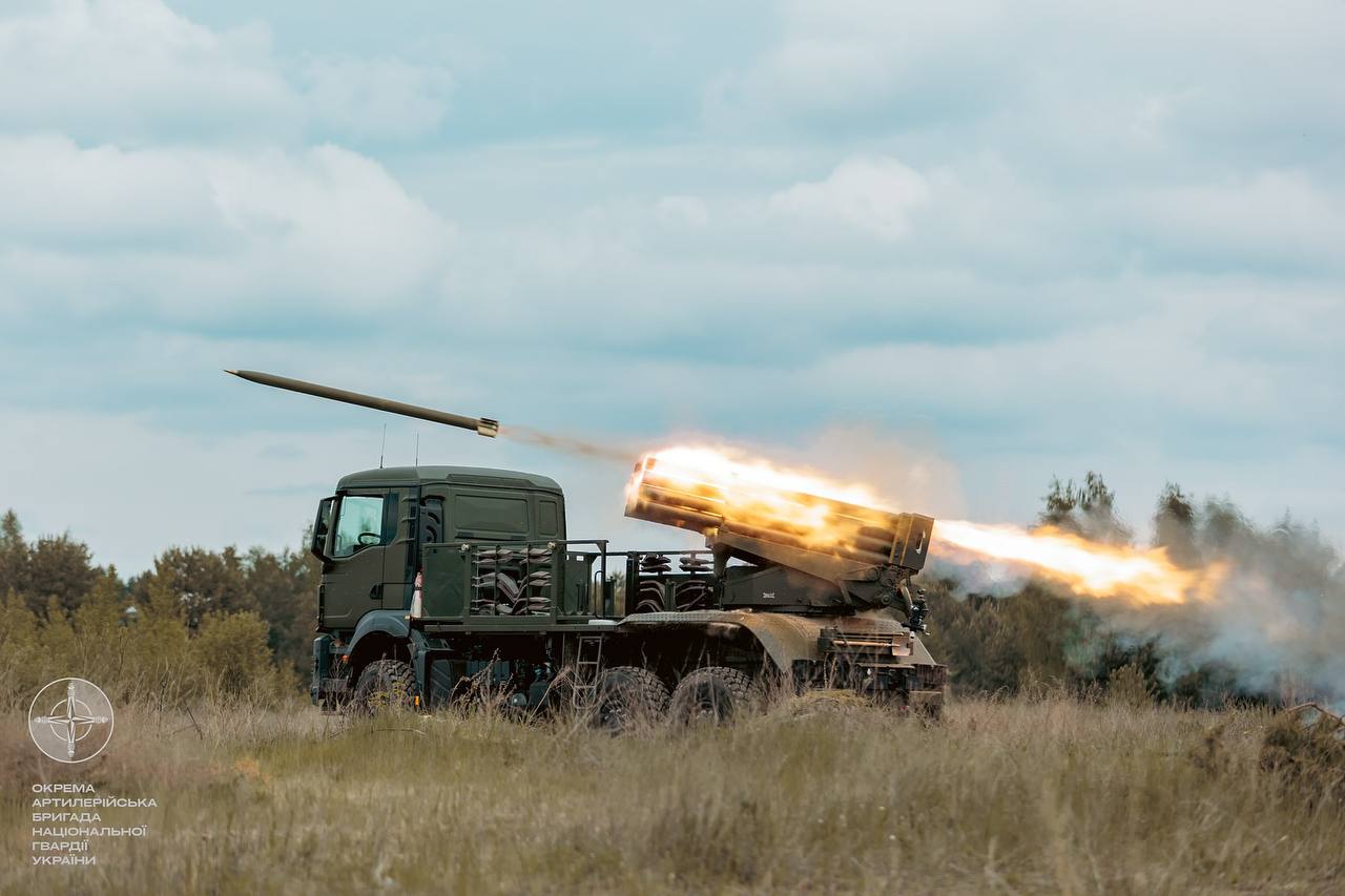 Зеленський привітав ракетників та артилеристів із професійним святом - фото 2