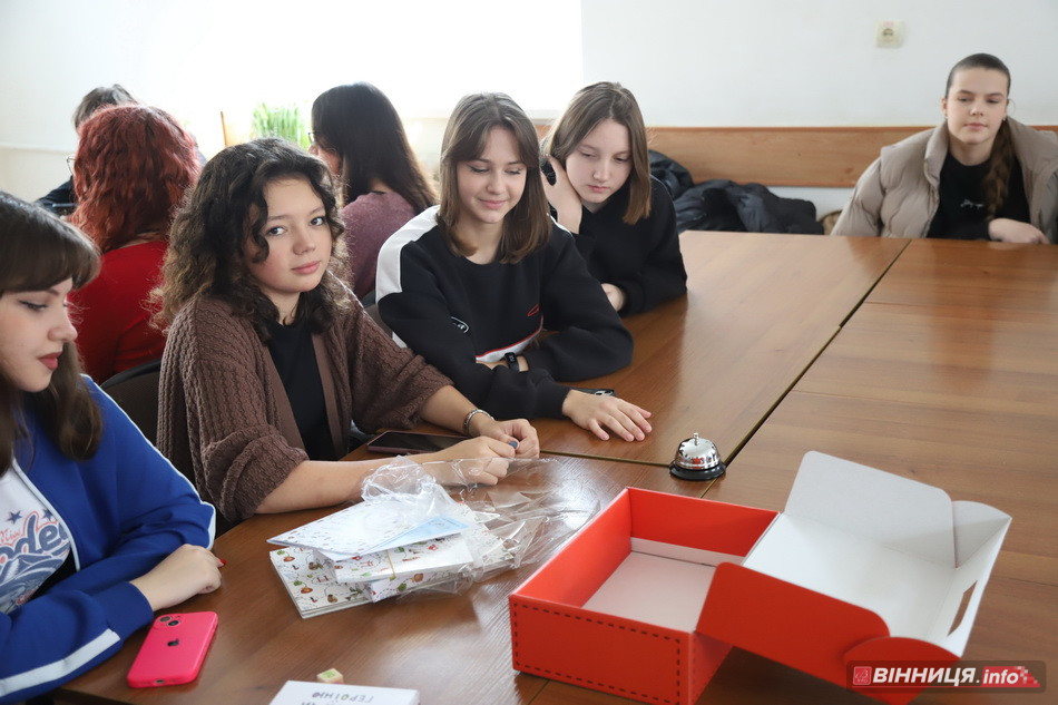 Вінницькі студенти зіграли у гру «Ліза та її друзі подорожують світом» - фото 4