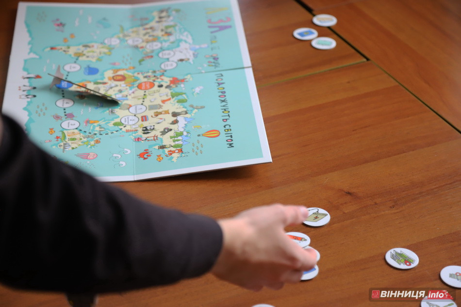 Вінницькі студенти зіграли у гру «Ліза та її друзі подорожують світом» - фото 11