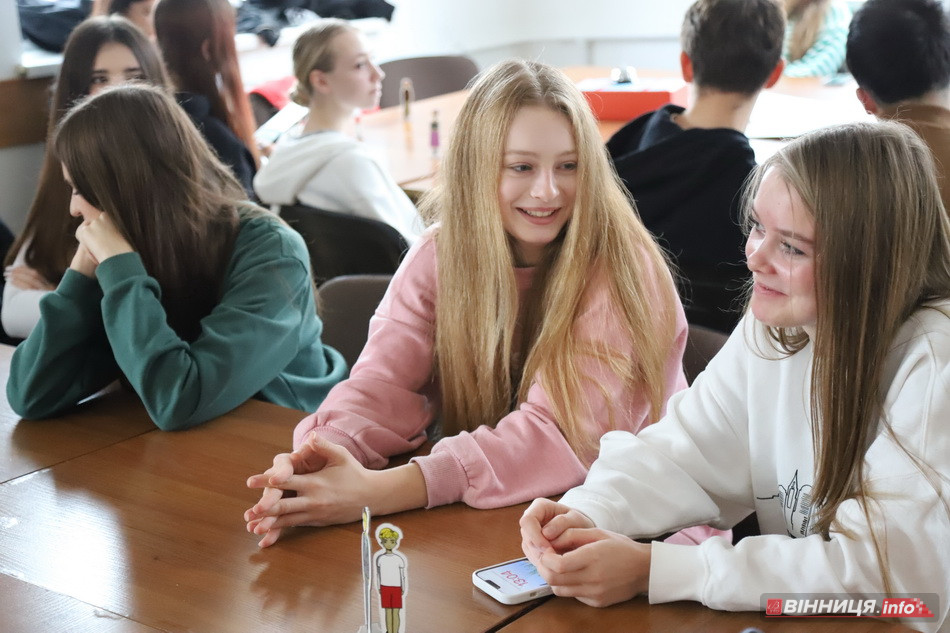 Вінницькі студенти зіграли у гру «Ліза та її друзі подорожують світом» - фото 19