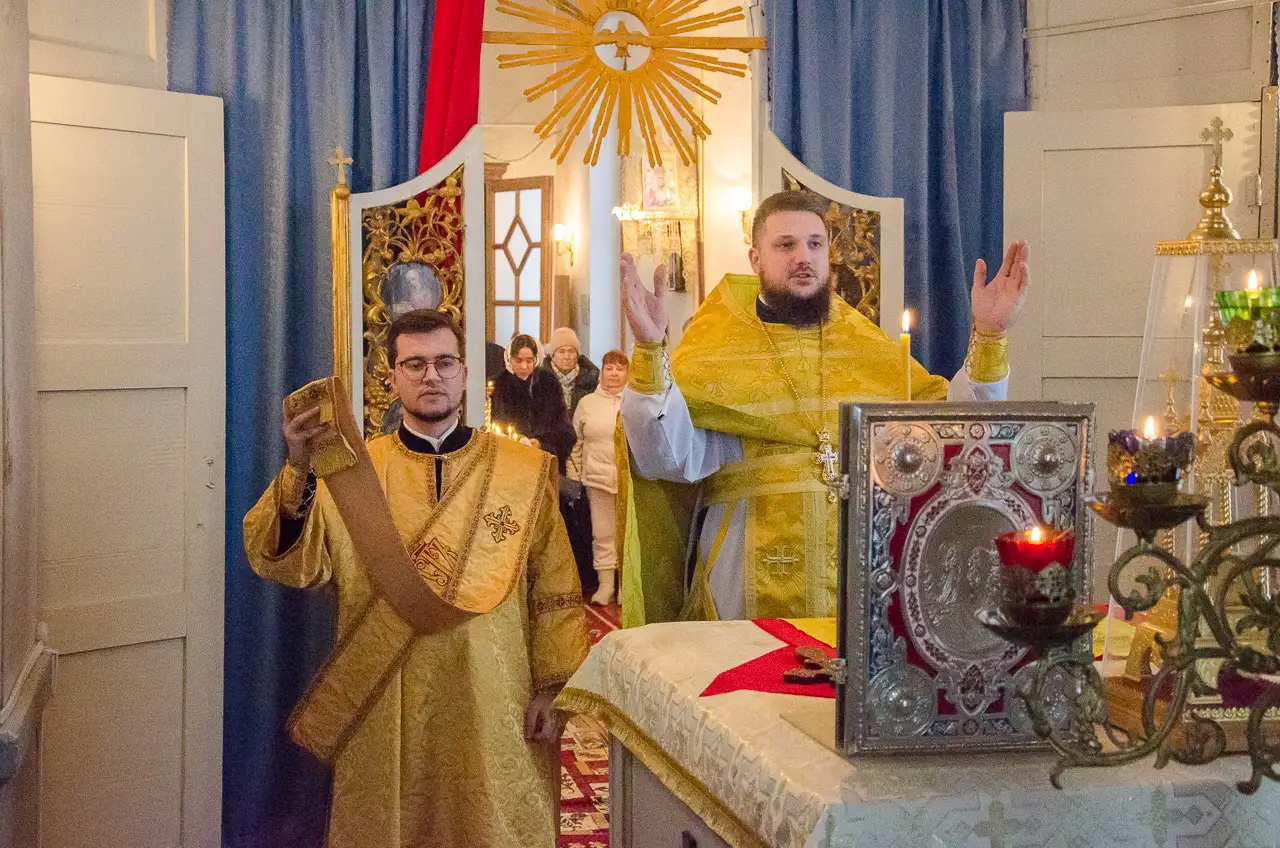 У храмі Вінниці на території Садиби Пирогова відбулась Божественна літургія - фото 18