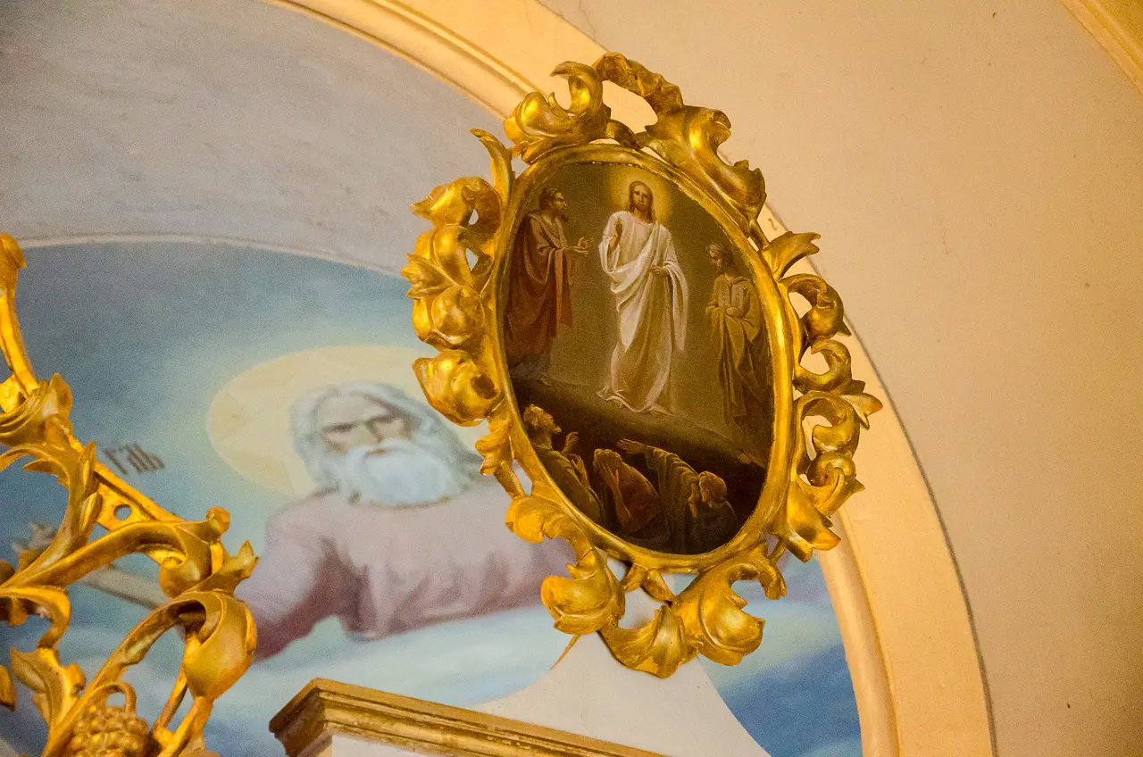 У храмі Вінниці на території Садиби Пирогова відбулась Божественна літургія - фото 24