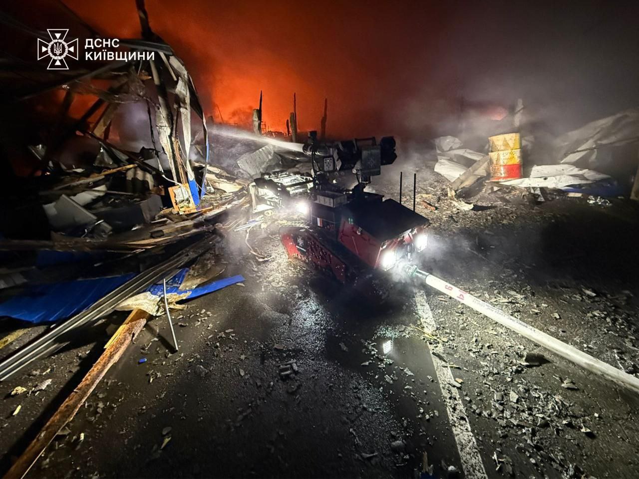 Залізничний вокзал у Фастові зруйнований внаслідок обстрілу РФ - фото 4