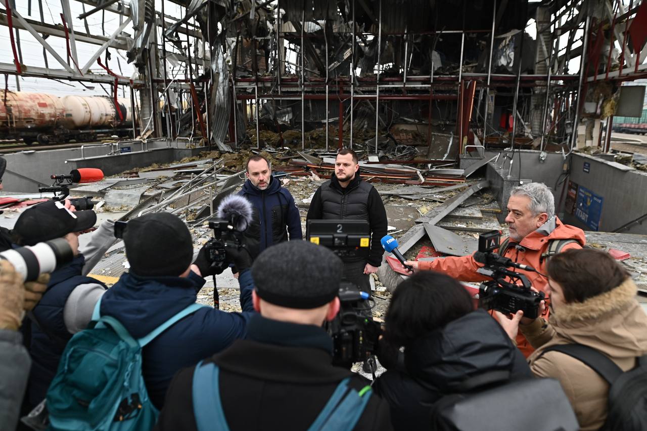 Потяги далекого сполучення тимчасово прямують в об’їзд Фастова