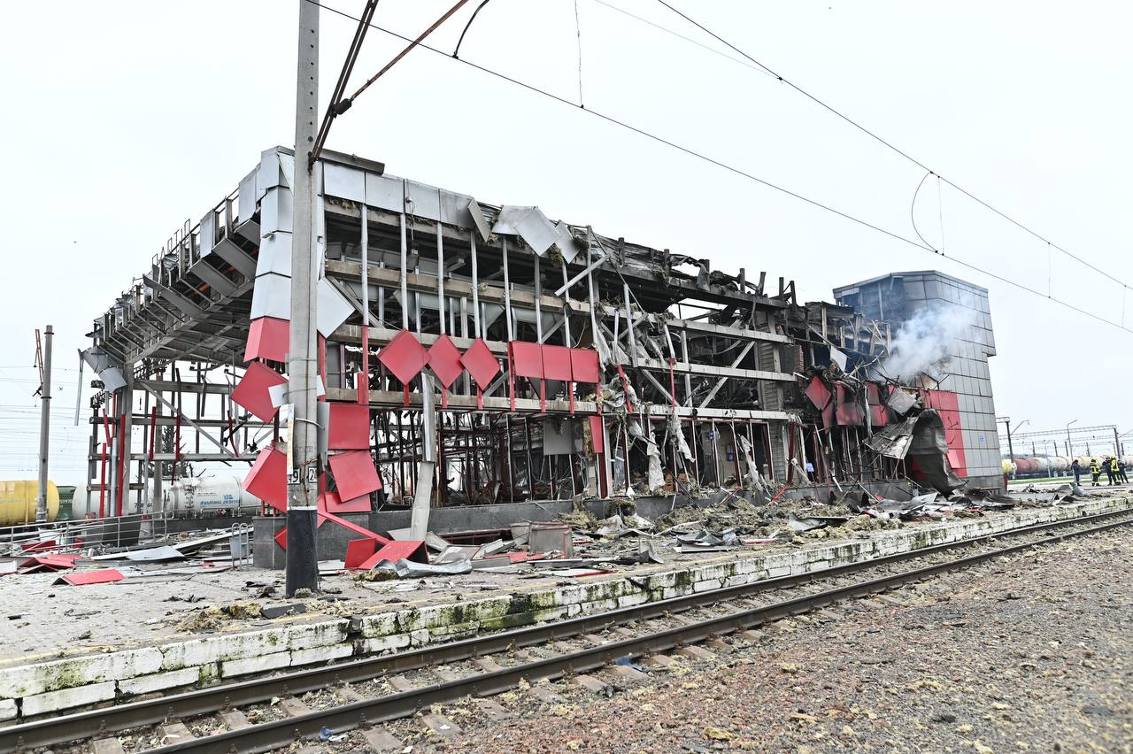 Потяги далекого сполучення тимчасово прямують в об’їзд Фастова - фото 2