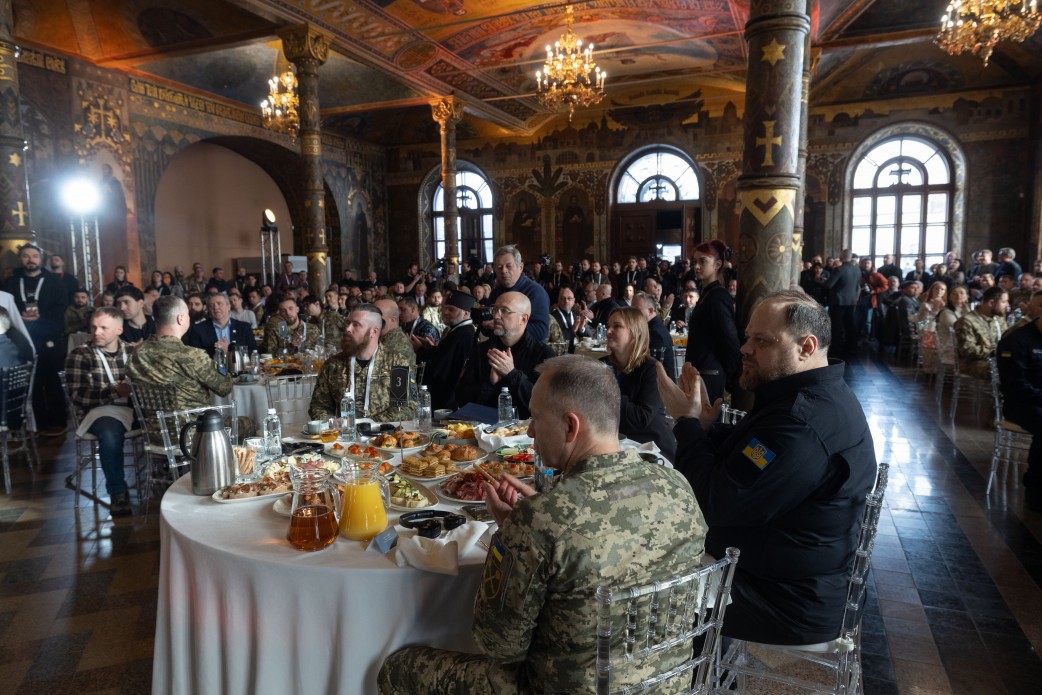 Молитовний військовий сніданок відбувся у Києві. Фото - фото 19