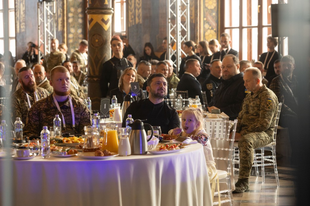 Молитовний військовий сніданок відбувся у Києві. Фото - фото 20