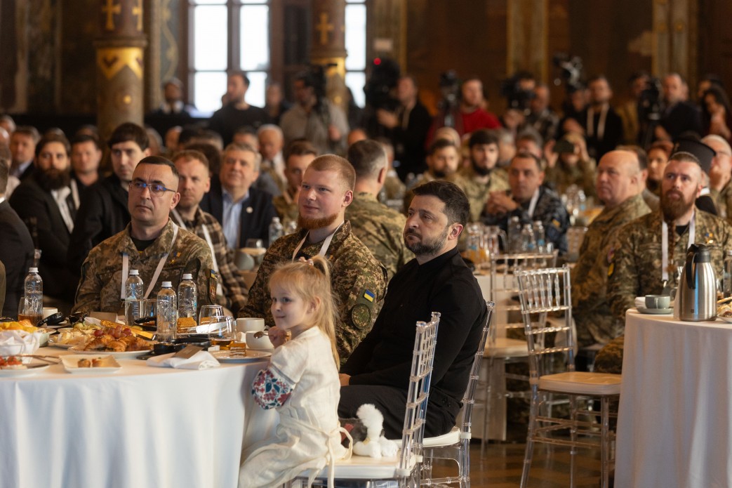 Молитовний військовий сніданок відбувся у Києві. Фото - фото 12