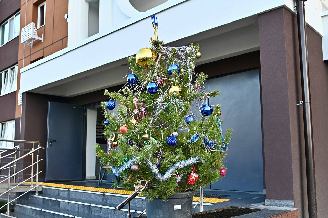 У Бородянці відновили ще шість багатоповерхівок - фото 2
