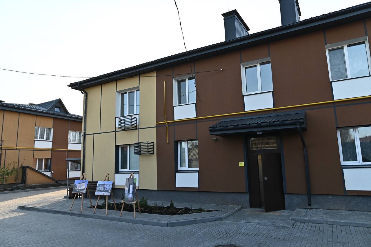 У Бородянці відновили ще шість багатоповерхівок