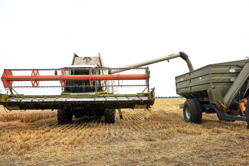 Аграрії Черкащини завершують збір зернових і технічних культур