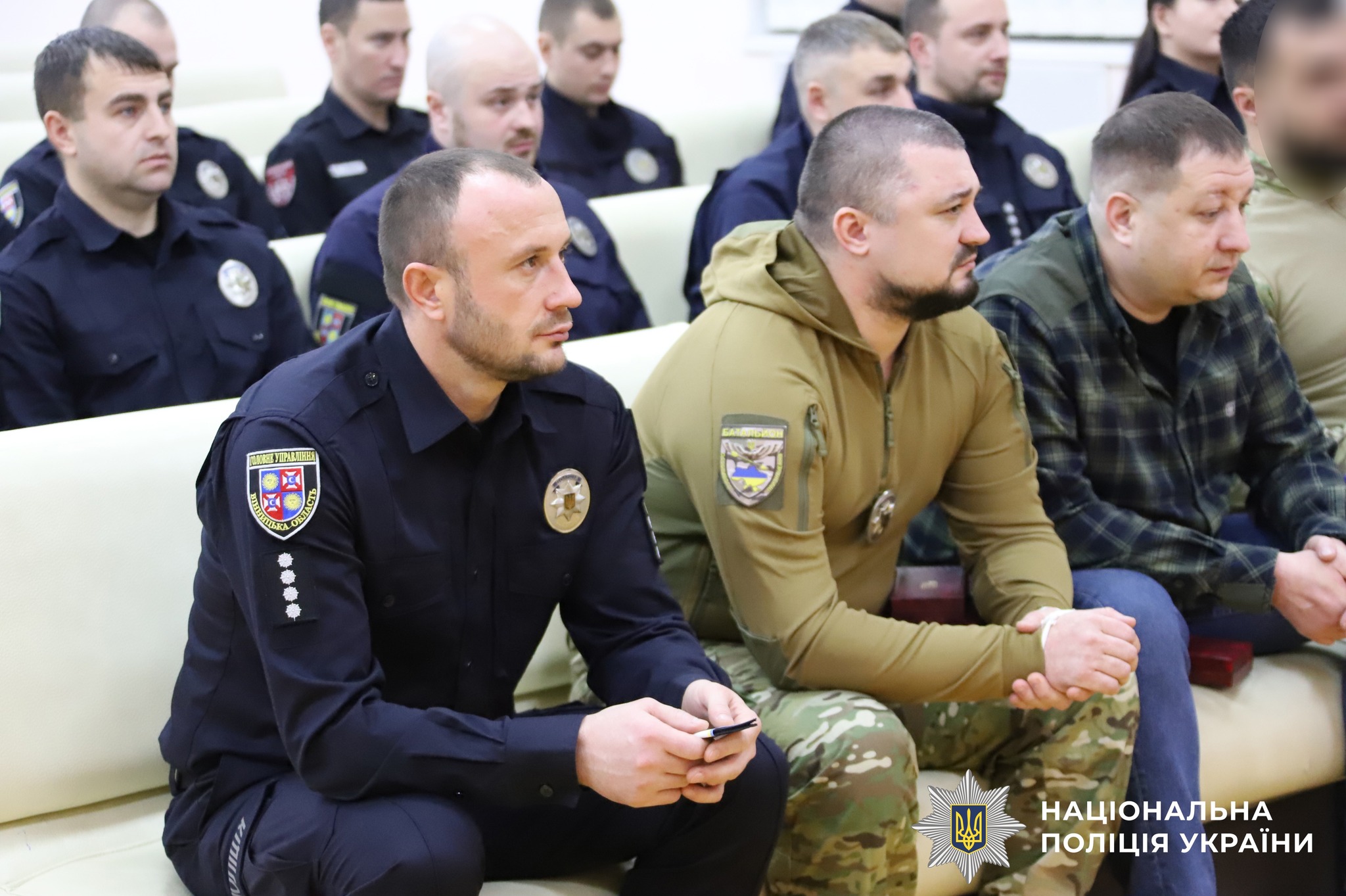 Поліцейським та ветерану війни вручили державні нагороди на Вінниччині - фото 4