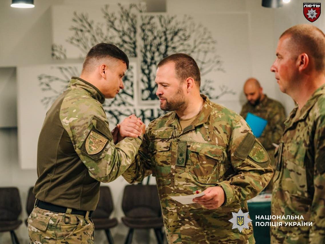 Бої, поранення та 80-кілометровий марш Warrior Yomp: історія черкаського поліцейського зі стрілецького батальйону