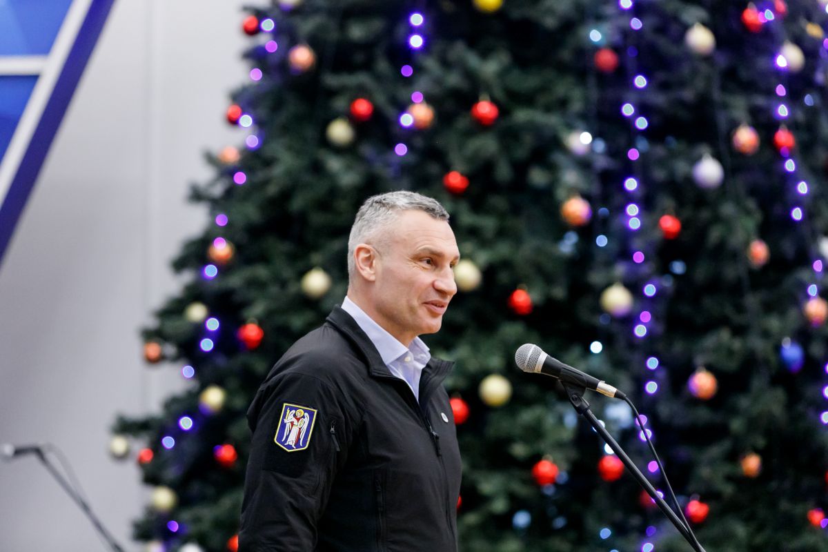 Кличко нагородив талановитих дітей – переможців міського конкурсу «Мистецькі горизонти»