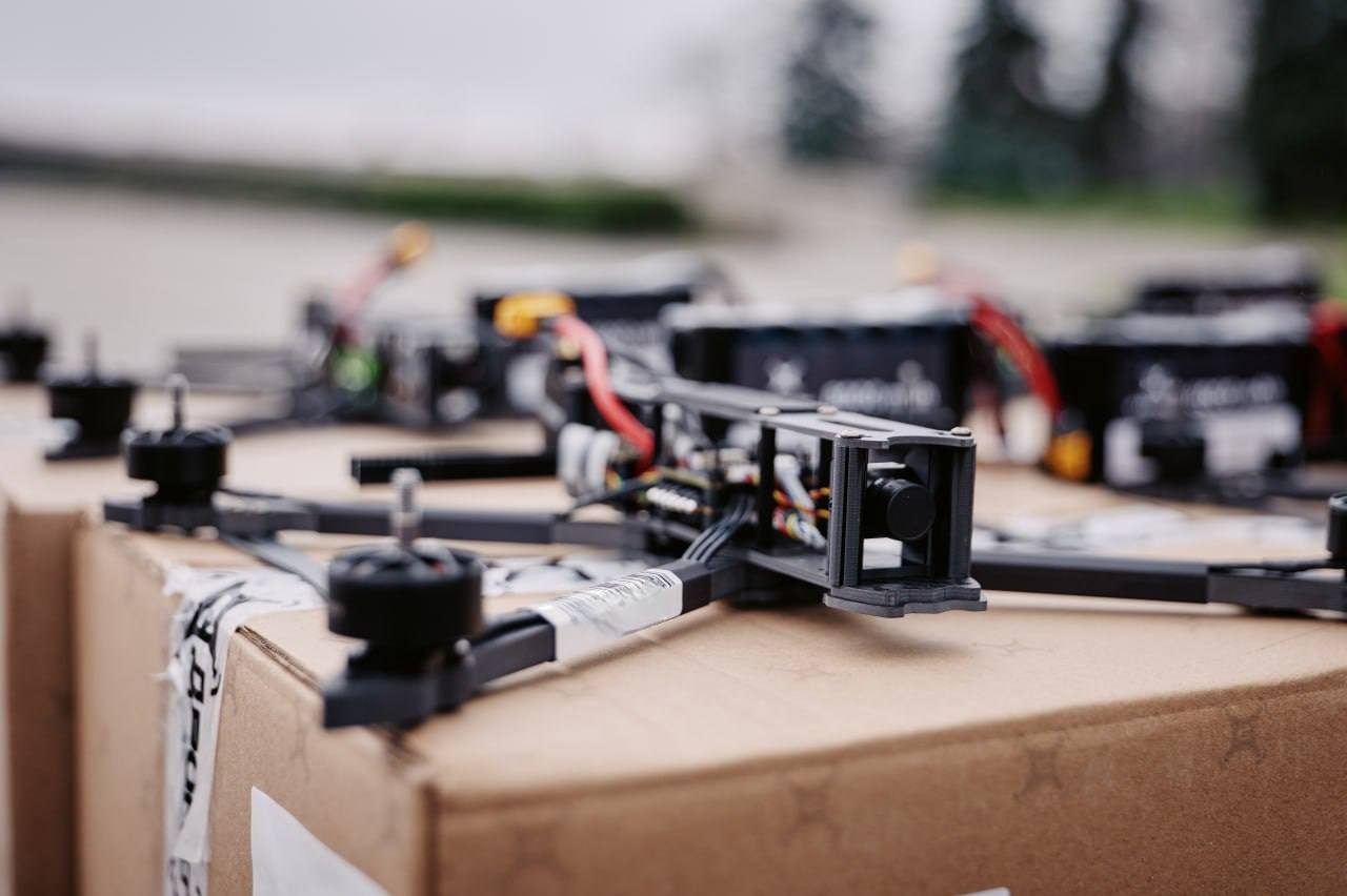 Черкащина передала велику партію допомоги захисникам на фронт - фото 2