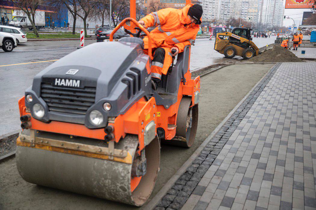 У Києві триває капітальний ремонт Харківського шосе - фото 3