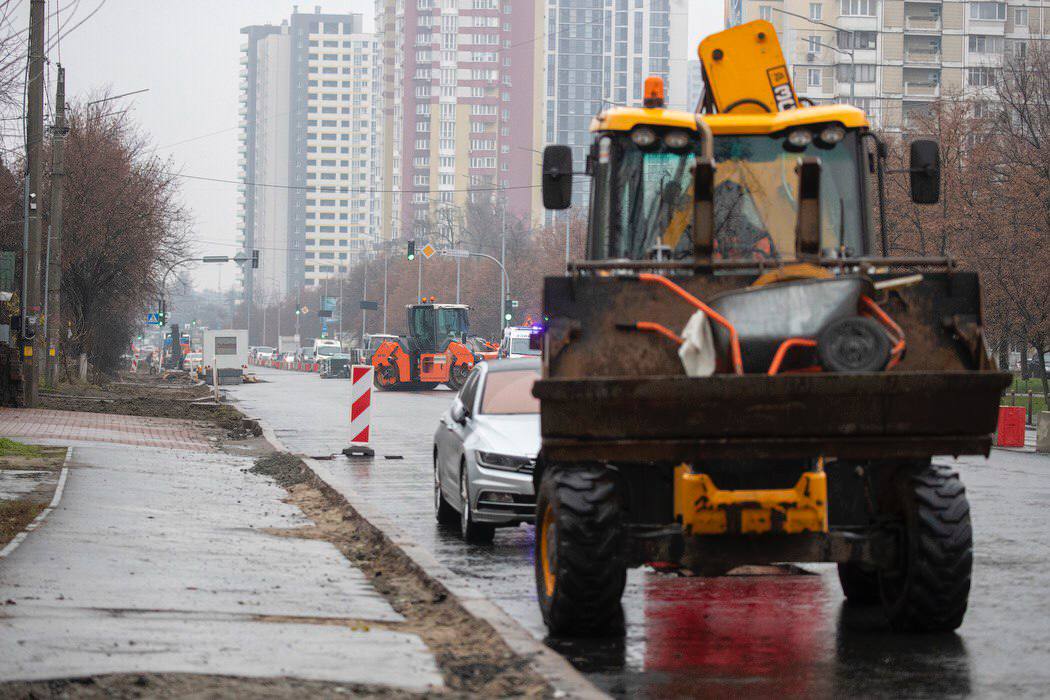 У Києві триває капітальний ремонт Харківського шосе - фото 4