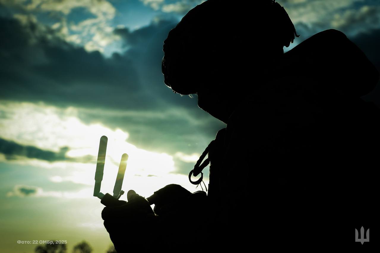 Президент Зеленський привітав воїнів із Днем Сухопутних сил