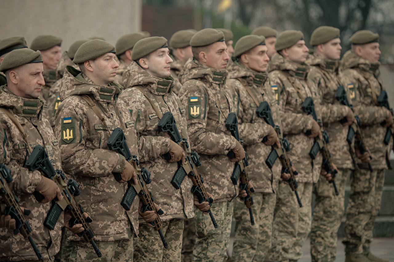 У Києві відкрили пам’ятний знак на честь Сухопутних військ ЗСУ - фото 4