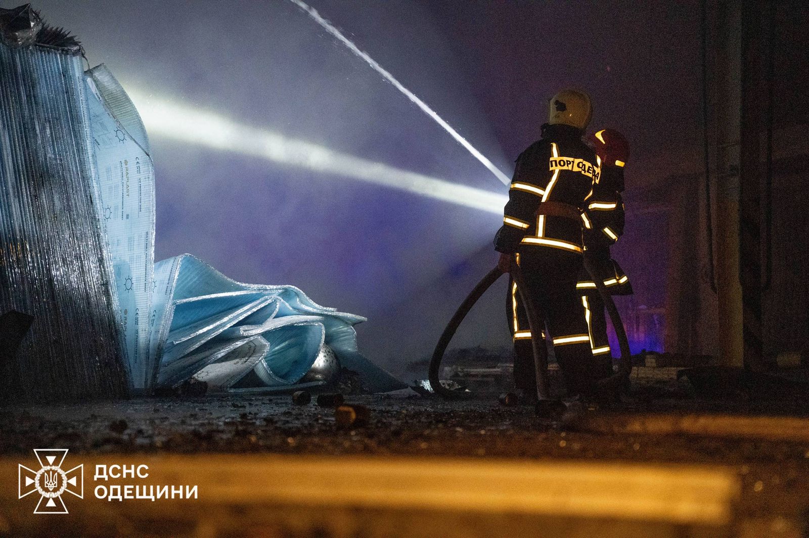 Росіяни масовано атакували Одещину: під ударом енергетика та промислові об’єкти - фото 3