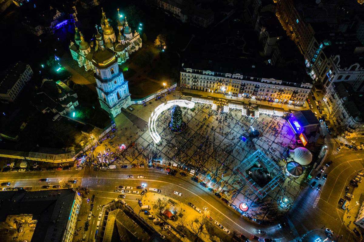 Софійська площа в Києві: символ державності та центр святкувань - фото 3