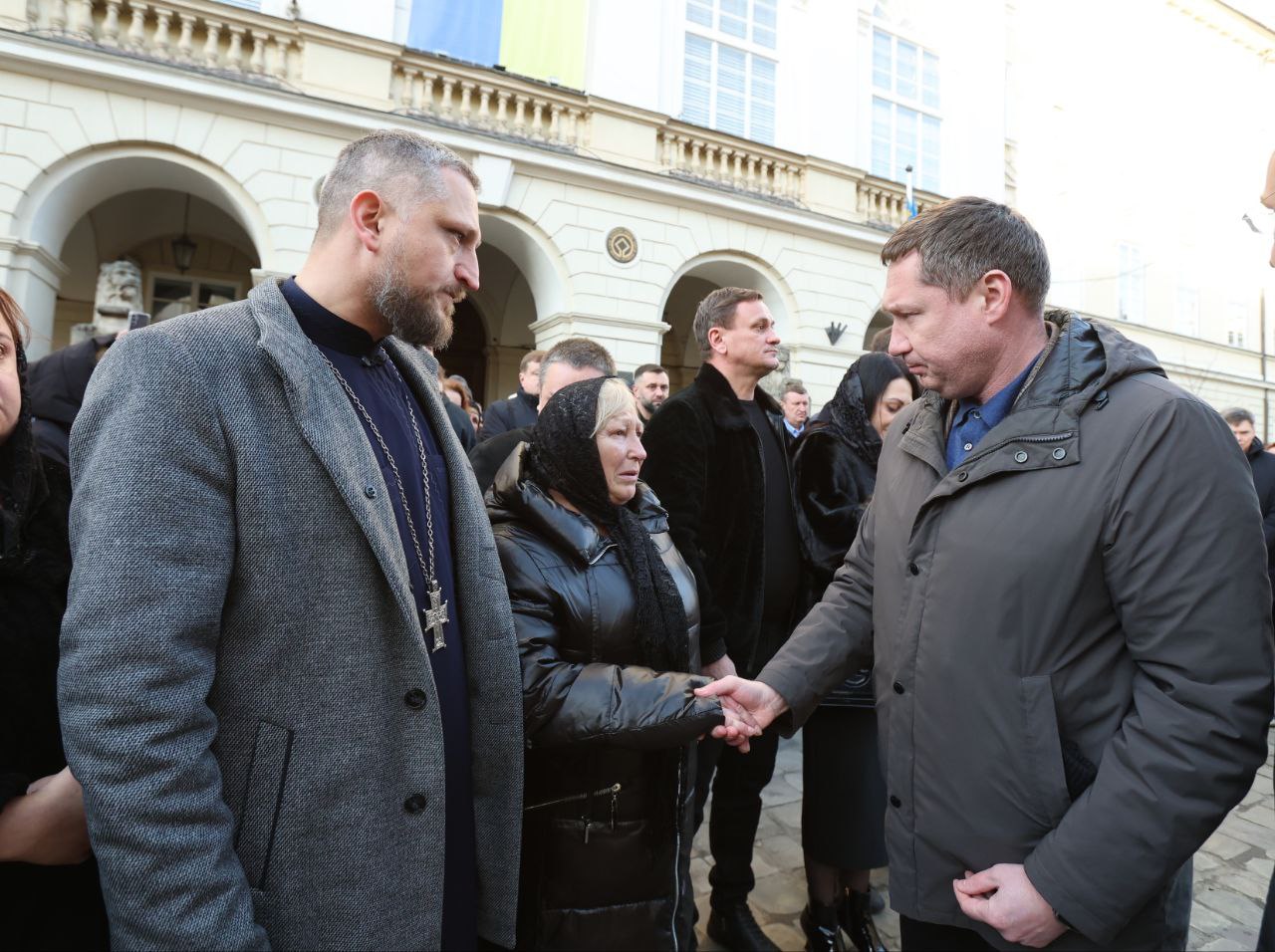 У Львові під оплески попрощалися зі Степаном Гігою. Фото - фото 4