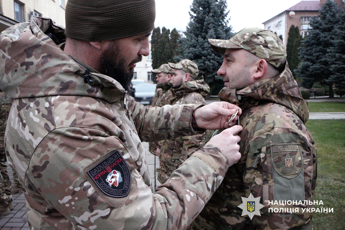 У Черкасах бійці стрілецького батальйону поліції склали Присягу на вірність українському народові - фото 2