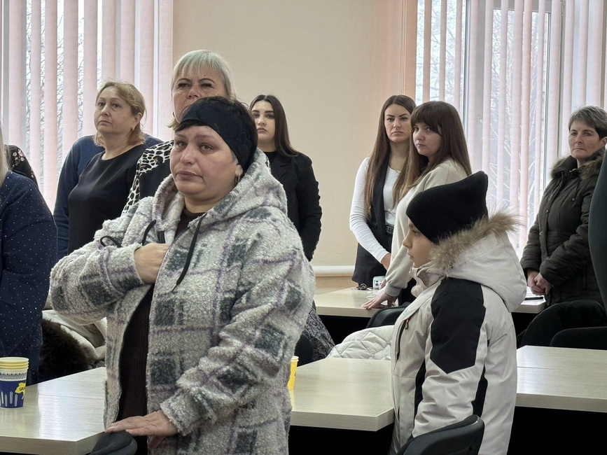 На Вінниччині передали державні нагороди родинам 8 полеглих воїнів - фото 12