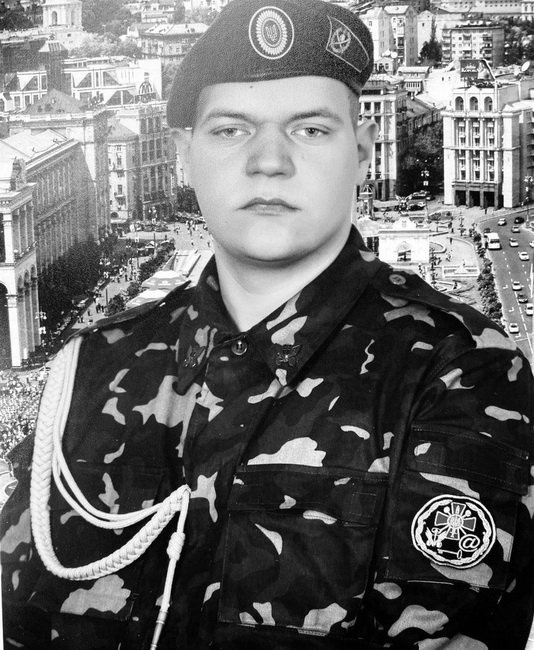 На Вінниччині передали державні нагороди родинам 8 полеглих воїнів - фото 18