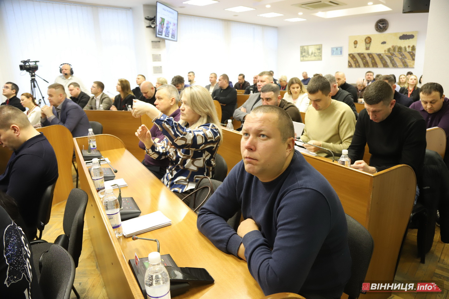 У Вінниці відбулося останнє у 2025 році засідання міськради: які рішення ухвалили депутати - фото 43