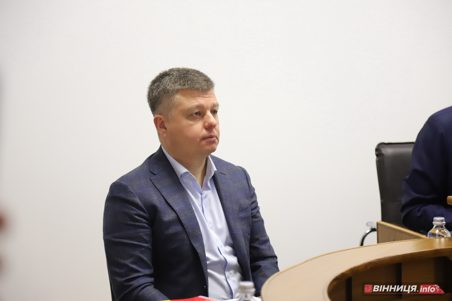У Вінниці відбулося останнє у 2025 році засідання міськради: які рішення ухвалили депутати - фото 29