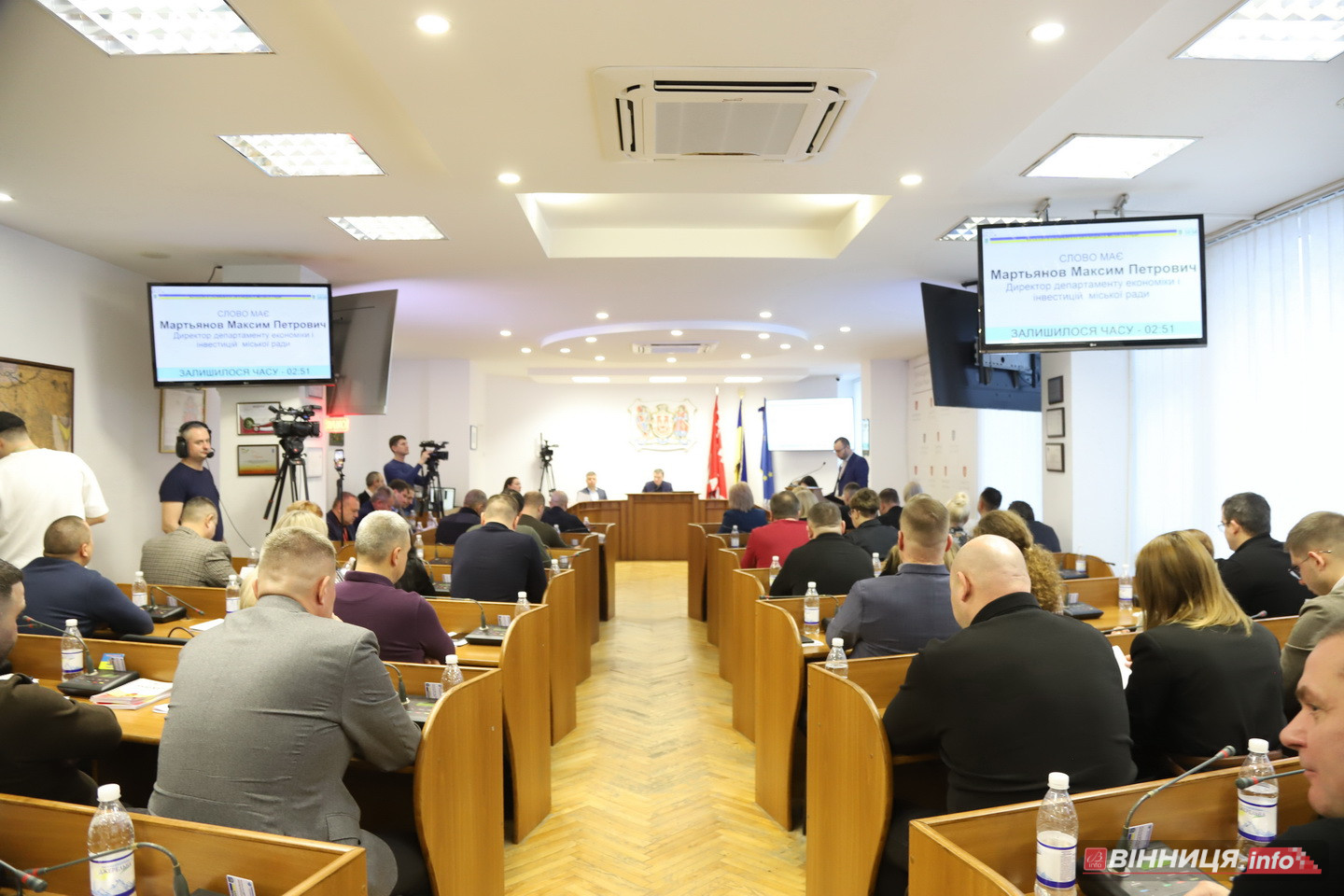 У Вінниці відбулося останнє у 2025 році засідання міськради: які рішення ухвалили депутати - фото 14