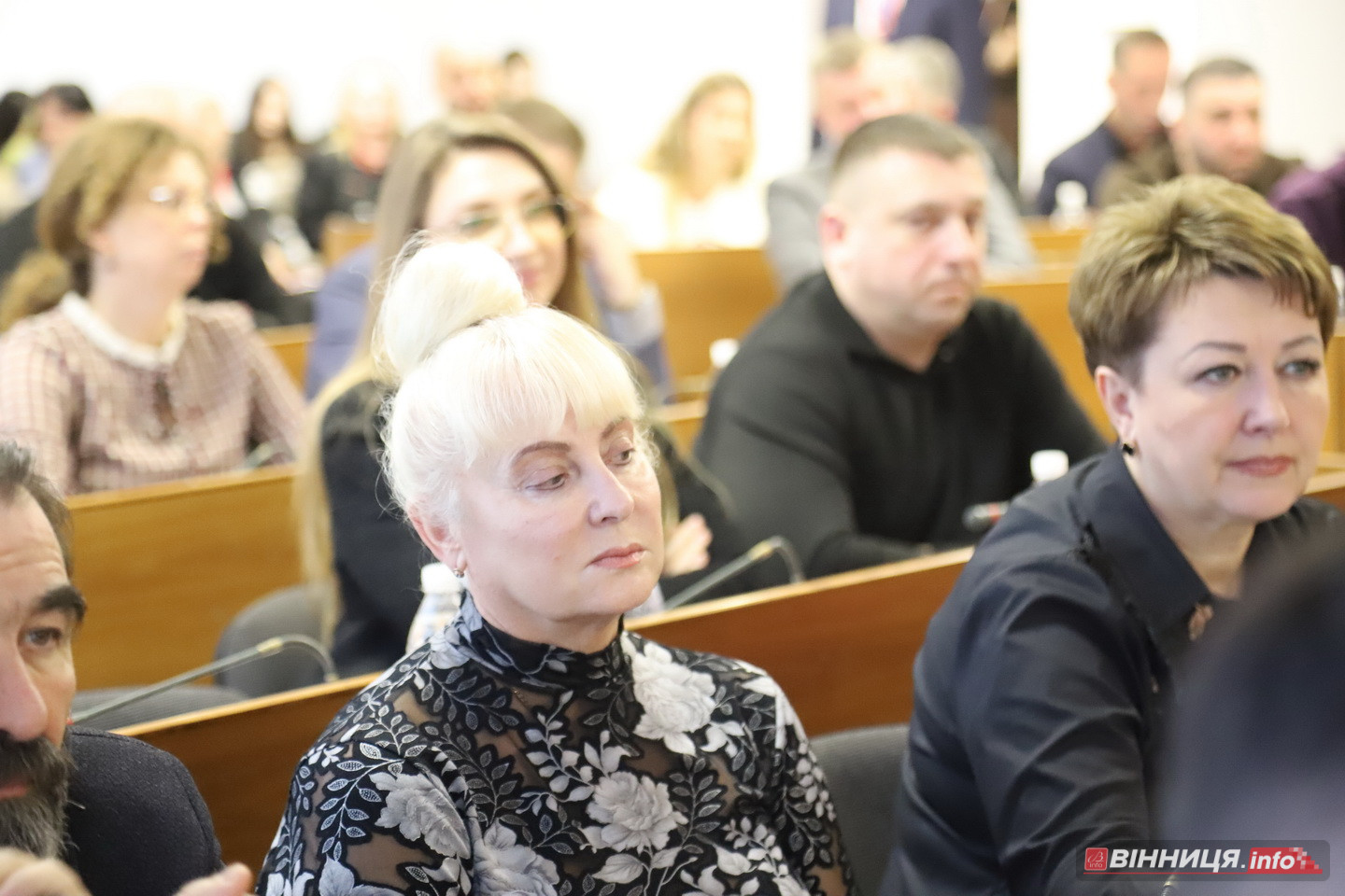 У Вінниці відбулося останнє у 2025 році засідання міськради: які рішення ухвалили депутати - фото 25