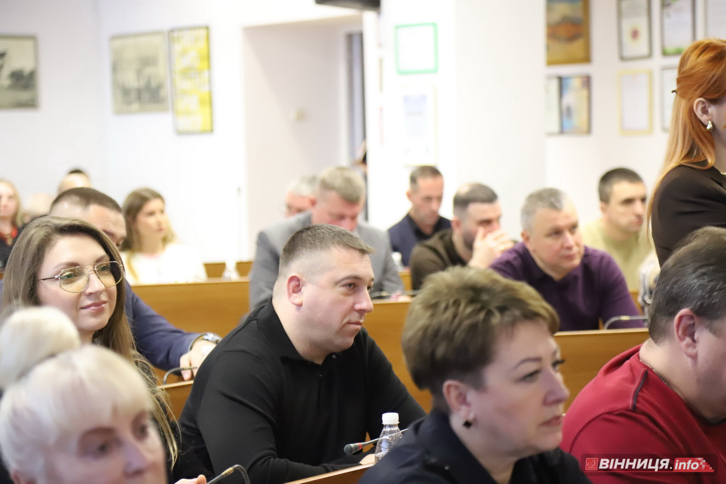 У Вінниці відбулося останнє у 2025 році засідання міськради: які рішення ухвалили депутати - фото 30