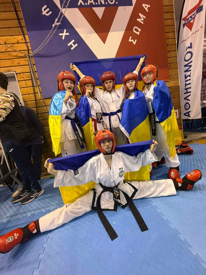 Черкаські таеквондисти успішно виступили у Греції